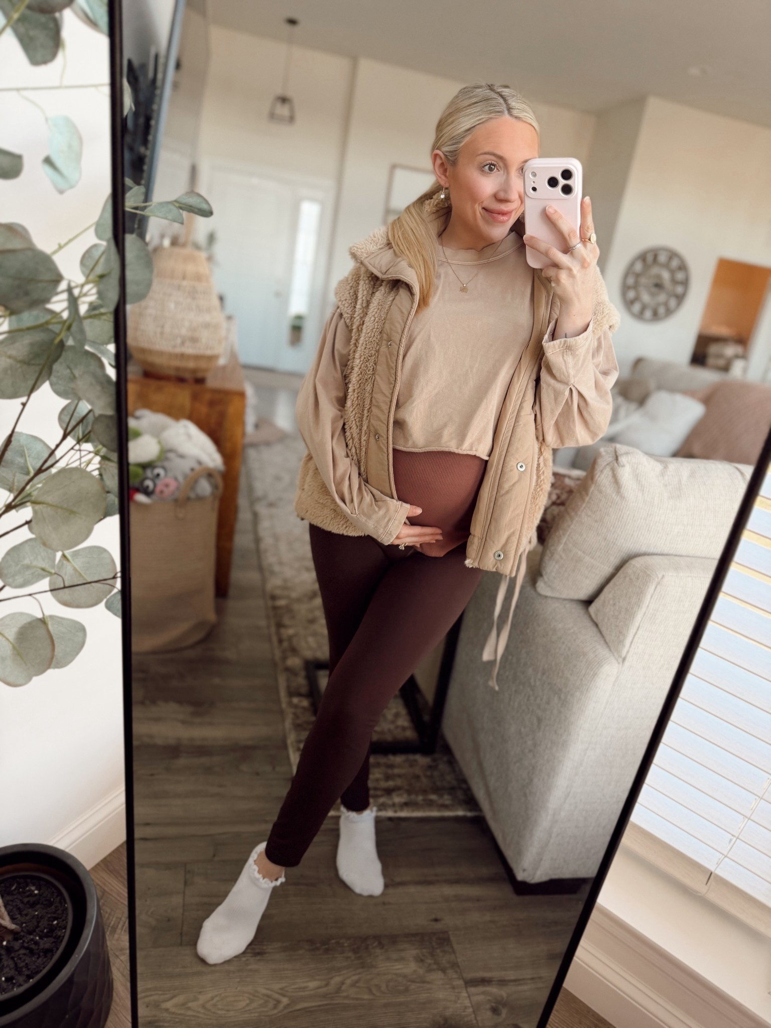 another cold day in the books 😅 before we get some beautiful spring weather 🌷🌼🍃 linking my bump friendly outfit | workout ootd! 

#LTKootd #LTKgrwm #LTKdayinmylife