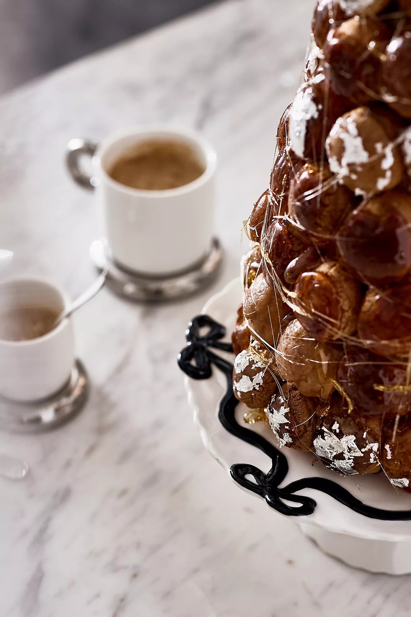 Benedita Bow Ceramic Stoneware Cake Stand | Anthropologie (US)