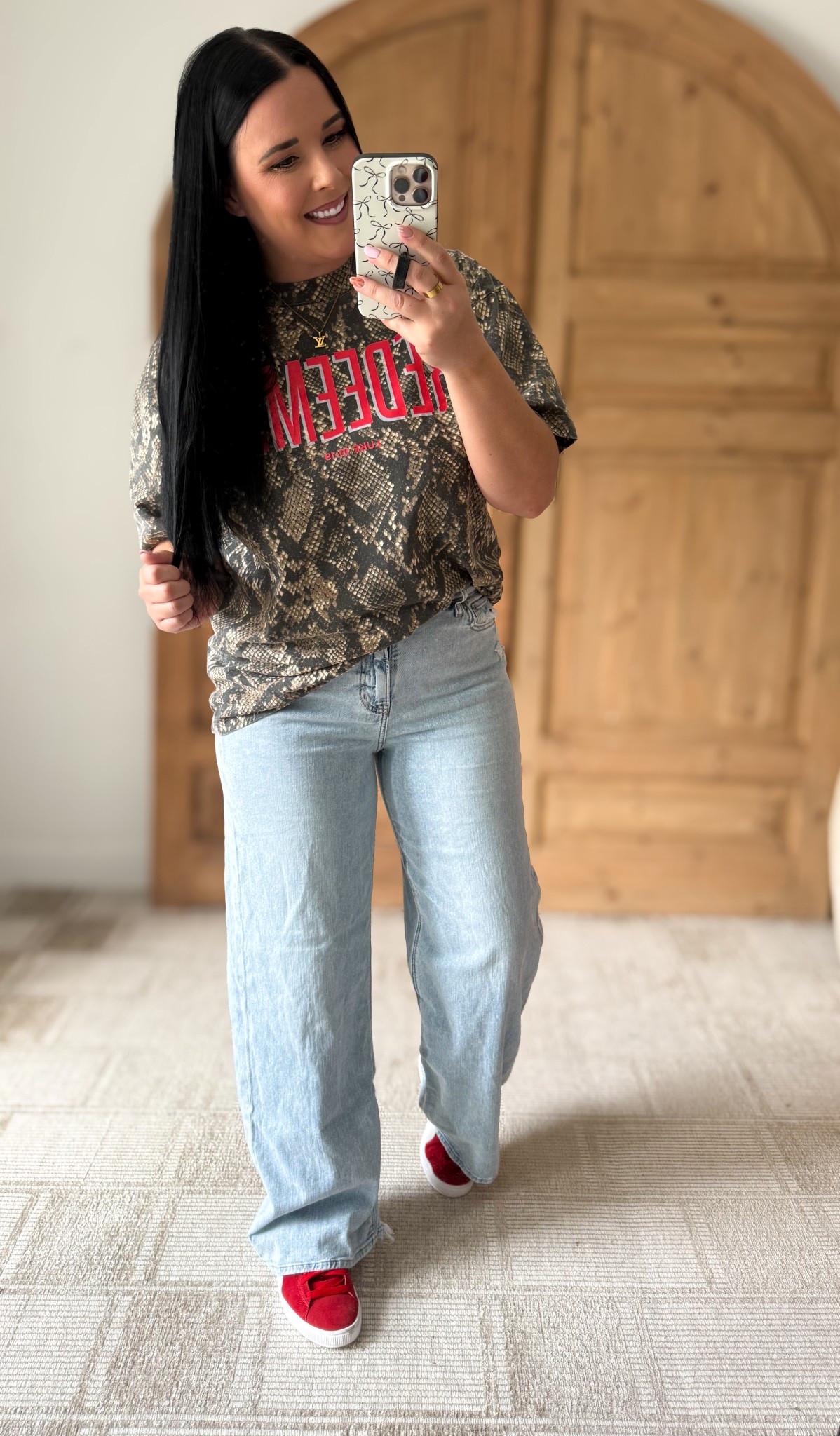 My favorite red pumas tennis shoes and my favorite jeans! So comfortable! 

#LTKActive #LTKdayinmylife #LTKmomlife