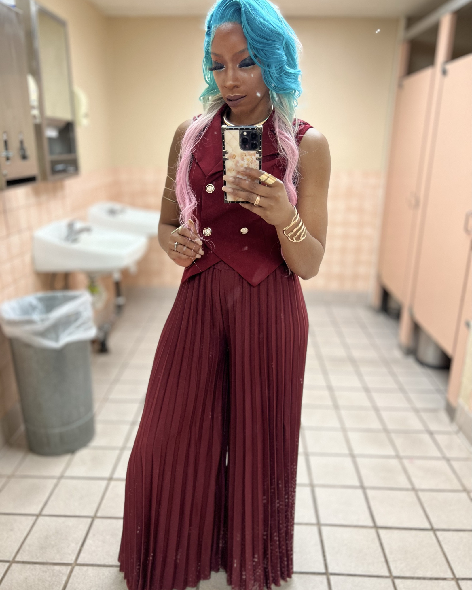 Burgundy pleats , vest inspo

#LTKFindsUnder50 #LTKStyleTip