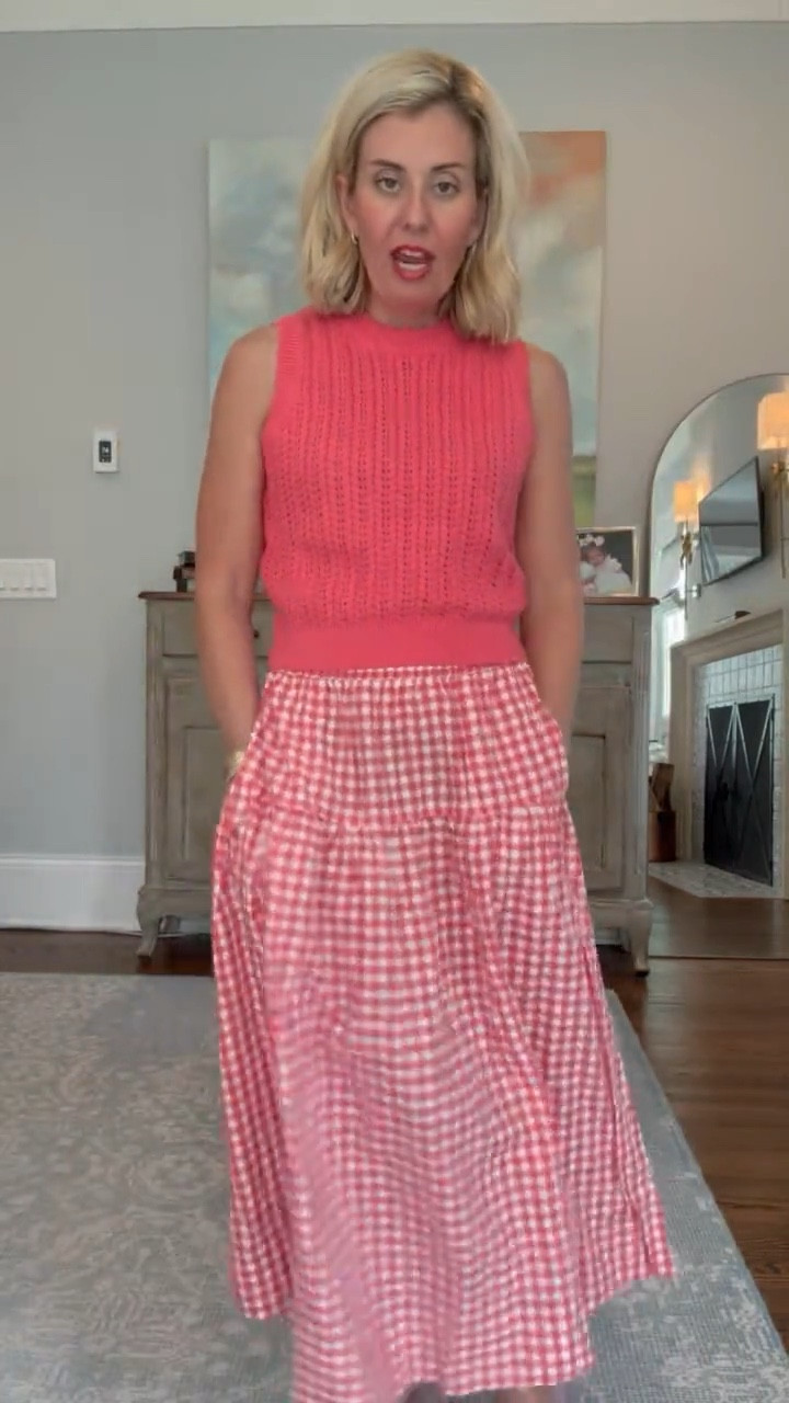 Y’all know when I find something I like…. I buy it in multiple colors. I’m in an XS in all and 8 in sneakers.

#LTKmomlife #LTKdayinmylife #LTKOver40