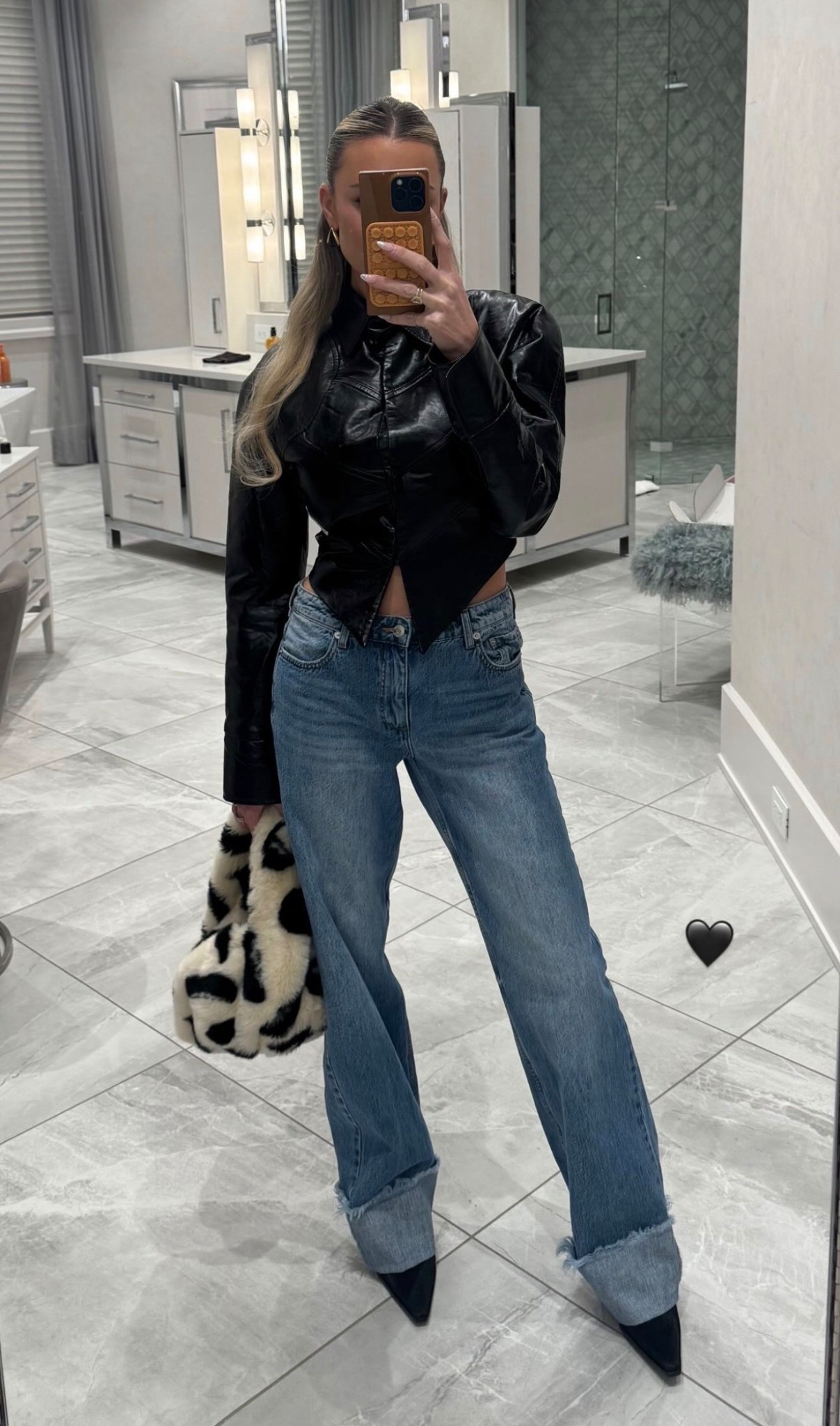 OOTN 🖤

#LTKgrwm #LTKootd #LTKSeasonal