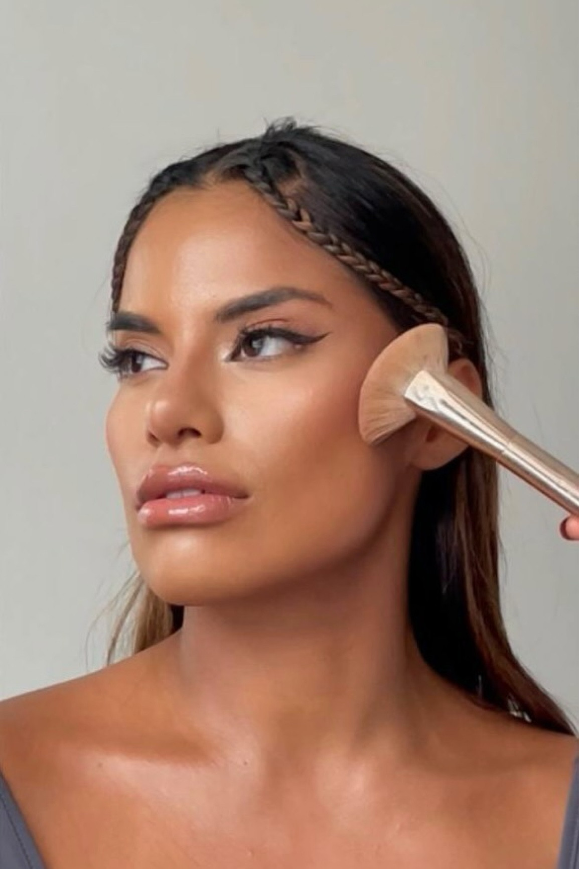 #DiorMakeup with @diorbeauty 
#diorbeautylovers #diorbeauty @diorbeautylovers 
•
M @campadel_maria
MU @vc_makeupartist
•
#vcmakeup #makeup #makeuptutorial #grwm #summermakeup #summerskin #minimallook #quickmakeup

#LTKItBag #LTKBeauty #LTKStyleTip