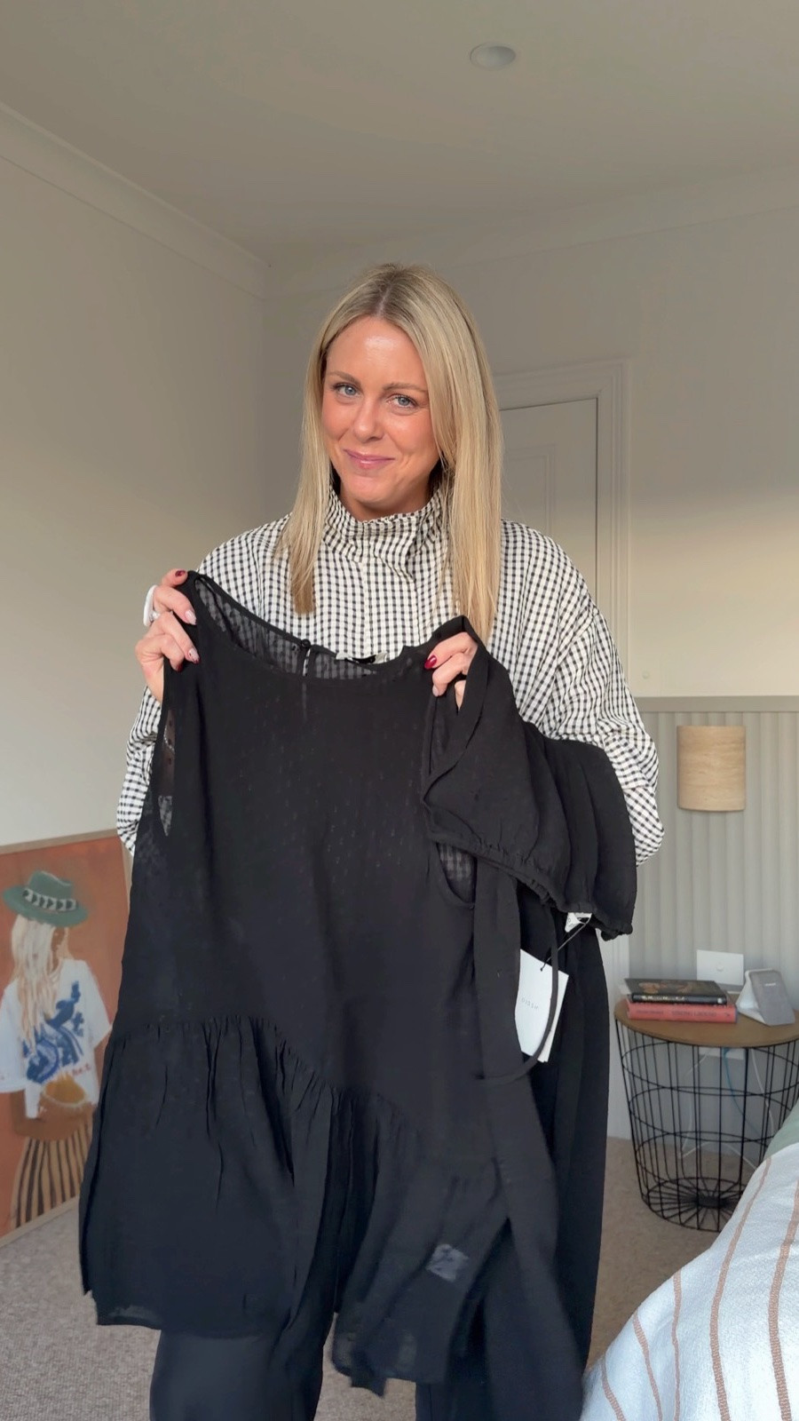 Unbox my Dissh parcel with me. I’ve got a 10 in the satin pants, 10 in the top and 12 in the bottoms for the set, 12 in the blue shorts and M in the tank x

#LTKaustralia #LTKspring #LTKstyletip