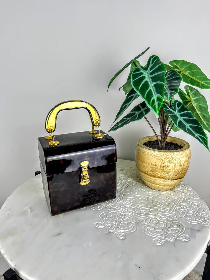Lined Tortoiseshell Lucite Purse With Gold Handle - Etsy | Etsy (US)