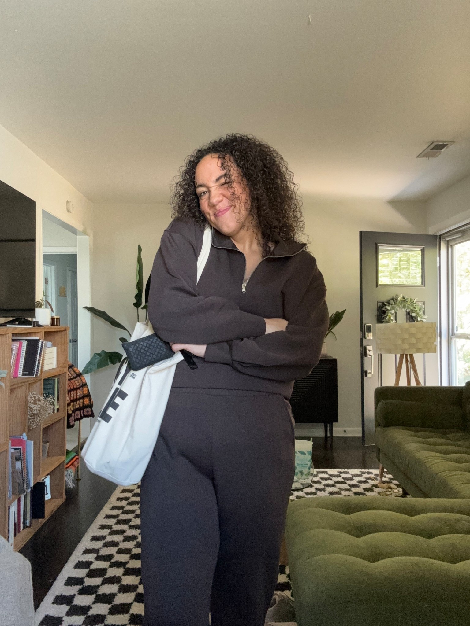 FALLing in love with this Old Navy set! 

matching set, old navy, old navy finds, old navy activewear, midsize activewear, fall ootd, fall outfit inspo

#LTKFindsUnder100 #LTKMidsize #LTKSaleAlert