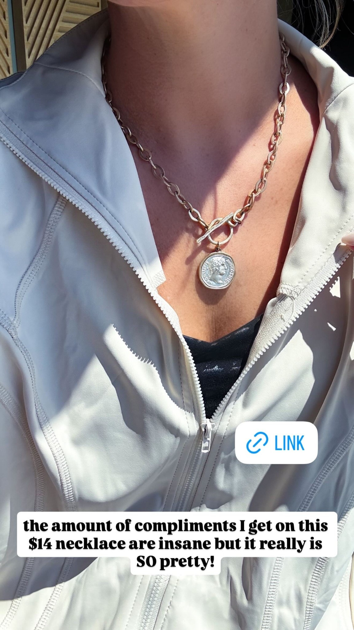 the amount of compliments I get on this $14 necklace are insane but it really is SO pretty!