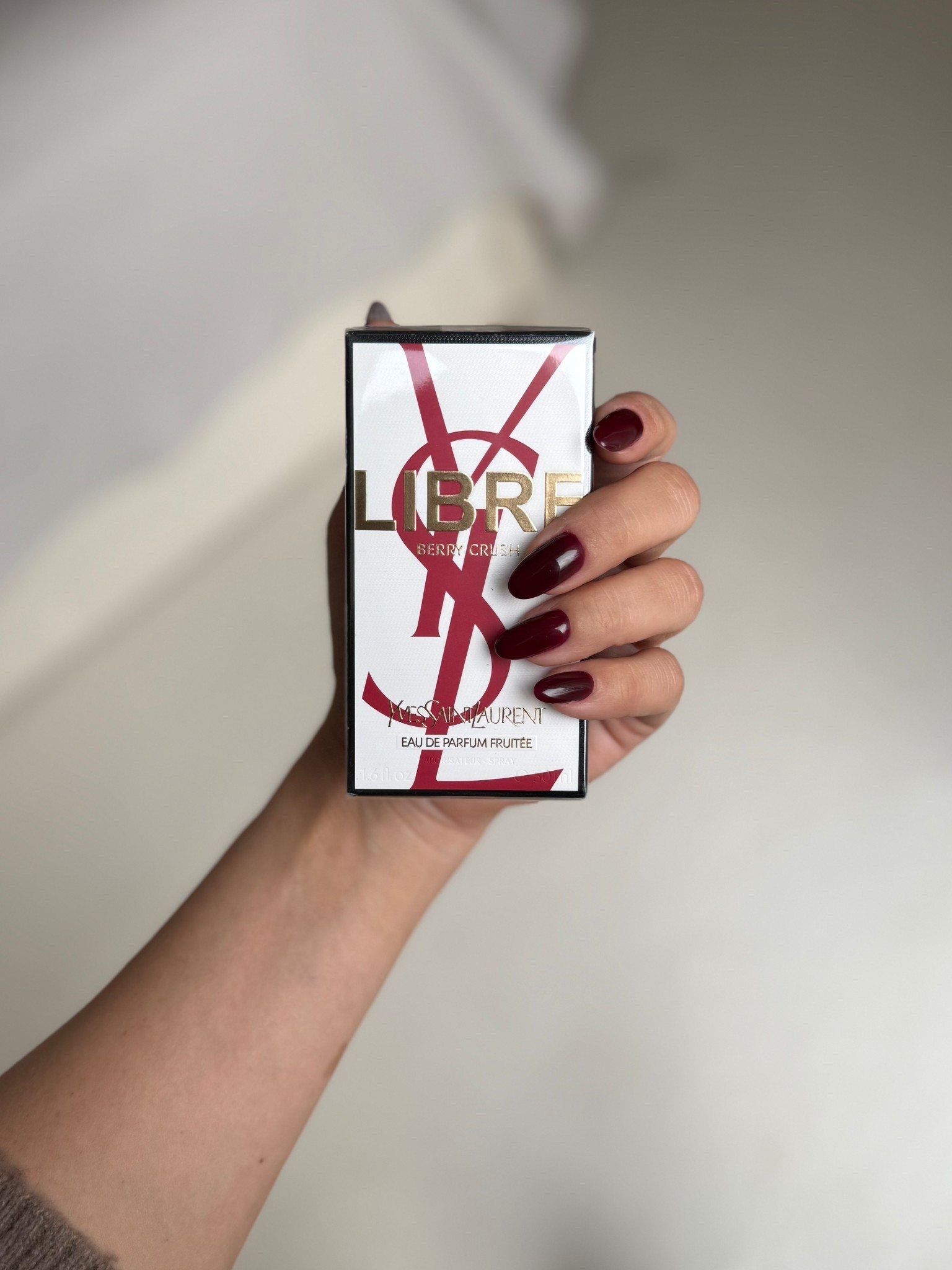 Sweet like berries, sharp like confidence.
90’s inspired, femme fatale mood.


#LTKeurope #LTKgiftguide #LTKbeauty