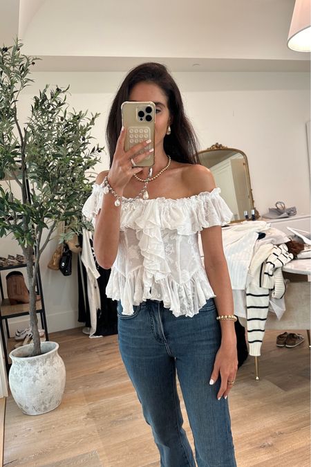 I almost didn't buy this top but I'm so glad I did! It is so darling and can be dressed up for going out or style it with your favorite denim.
I'm just shy of 5-7" wearing the size XS #StylinByAylin #Aylin

#LTKSeasonal #LTKStyleTip