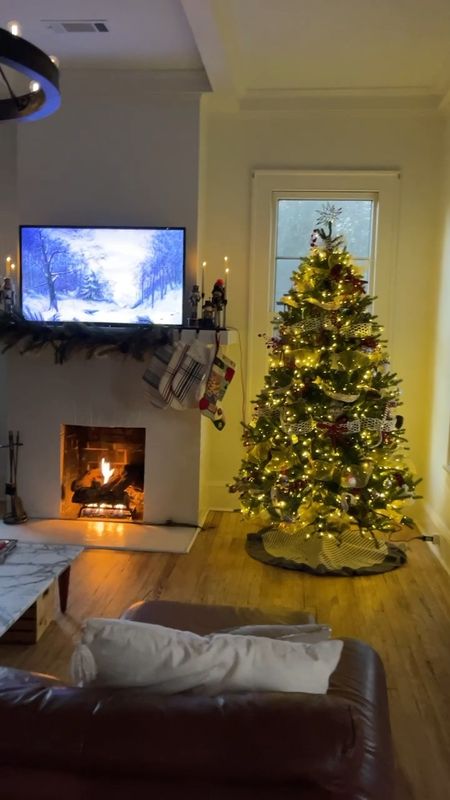 Artificial Christmas Tree 🎄 



#LTKHoliday #LTKSeasonal #LTKhome