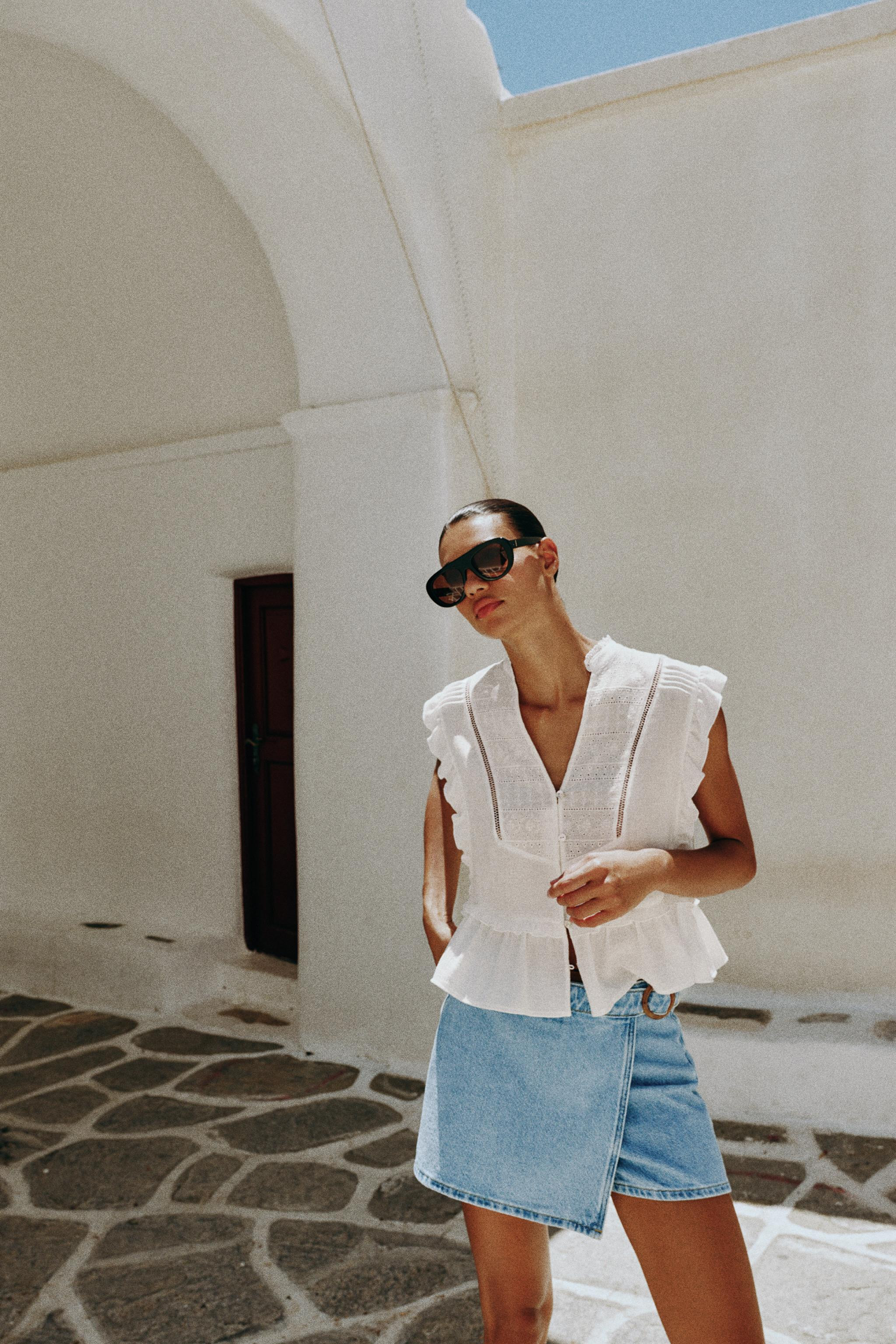 EMBROIDERED RUFFLE TOP | Zara US