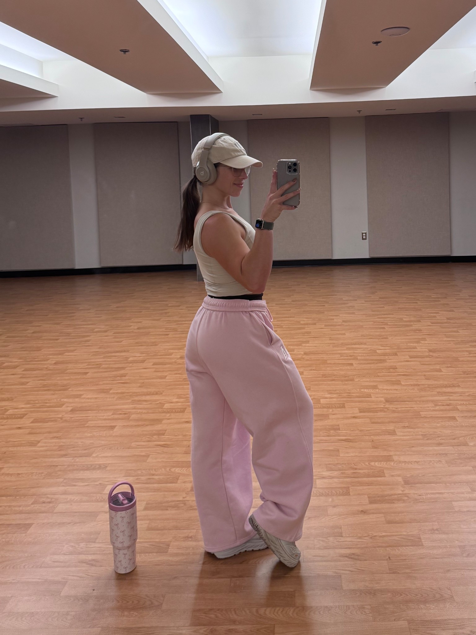 obsessed with a new girlfriend lounge from Oner Active!! 

#LTKdayinmylife #LTKActive #LTKGiftGuide