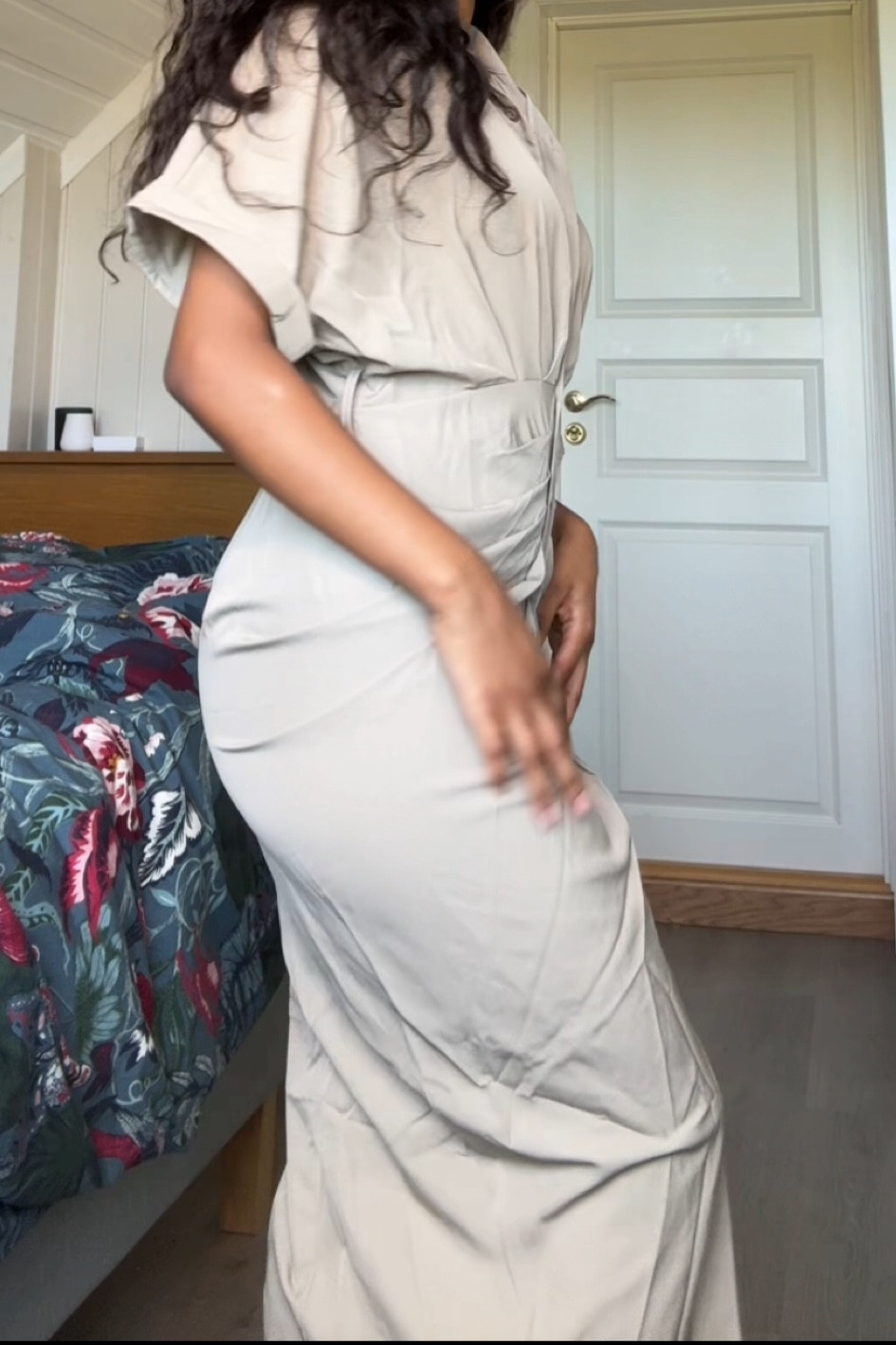 Beige modest dress (S)