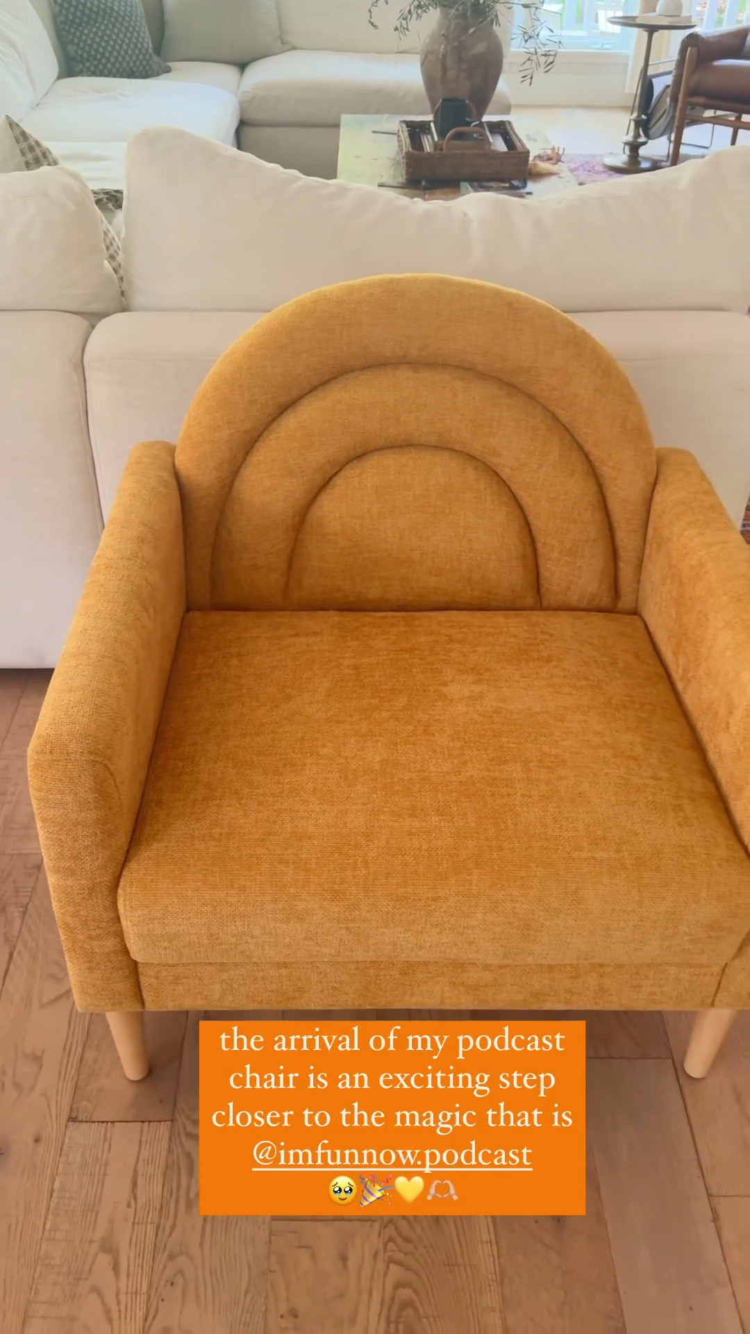 Wayfair find 👌
Finally found the perfect chair for my podcast #imfunnow 

#LTKVideo #LTKHome #LTKStyleTip