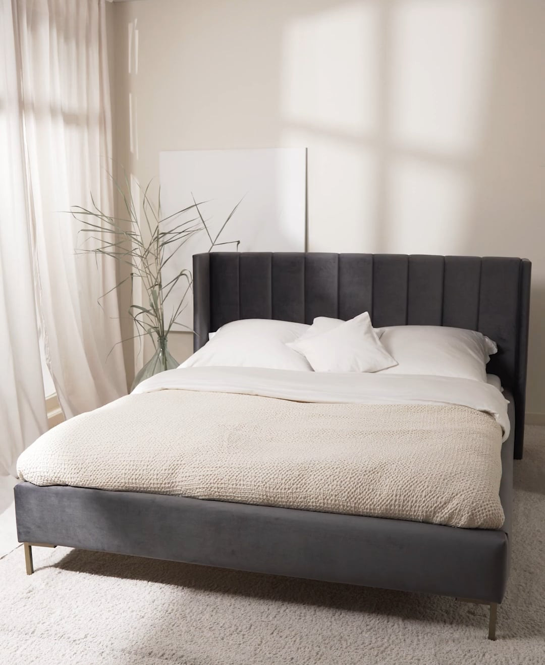 Cama tapizada en terciopelo Dusk | Westwing EU