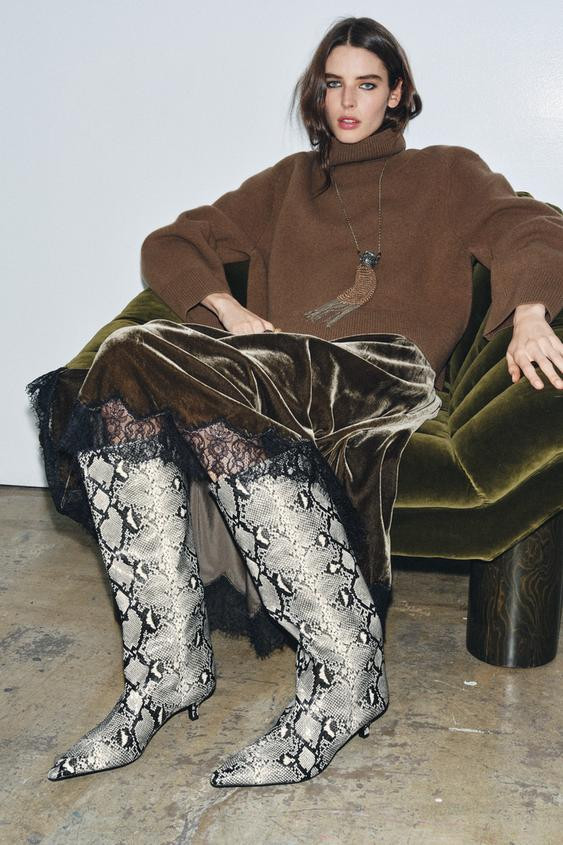 ANIMAL PRINT HEELED BOOTS | Zara US