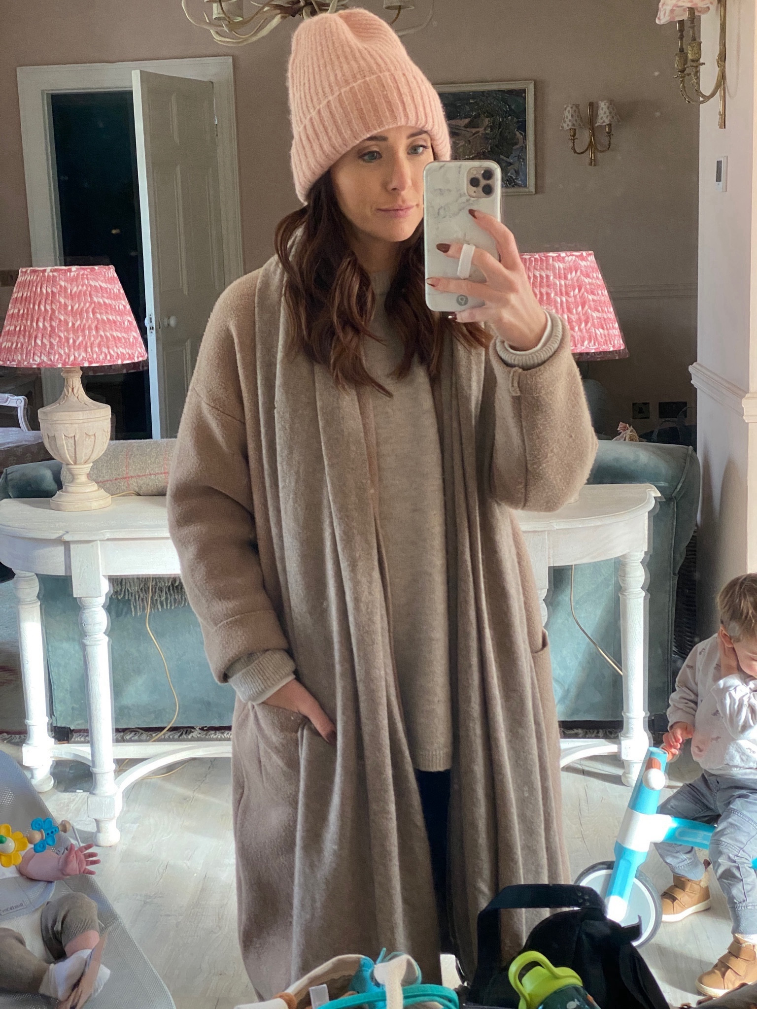 Cozy outfit with cashmere scarf 

#LTKsalealert #LTKSeasonal #LTKCyberWeek