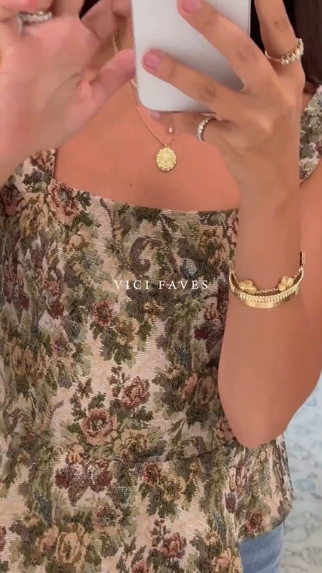 Wearing small in everything!
(DEDE35)

vici, vici sale, sale alert, sale finds, sale, romper, two piece set, dress, print dress, summer style, Nashville, mom of 3, Dede Raad, dress up buttercup

#LTKStyleTip #LTKFindsUnder100 #LTKSaleAlert