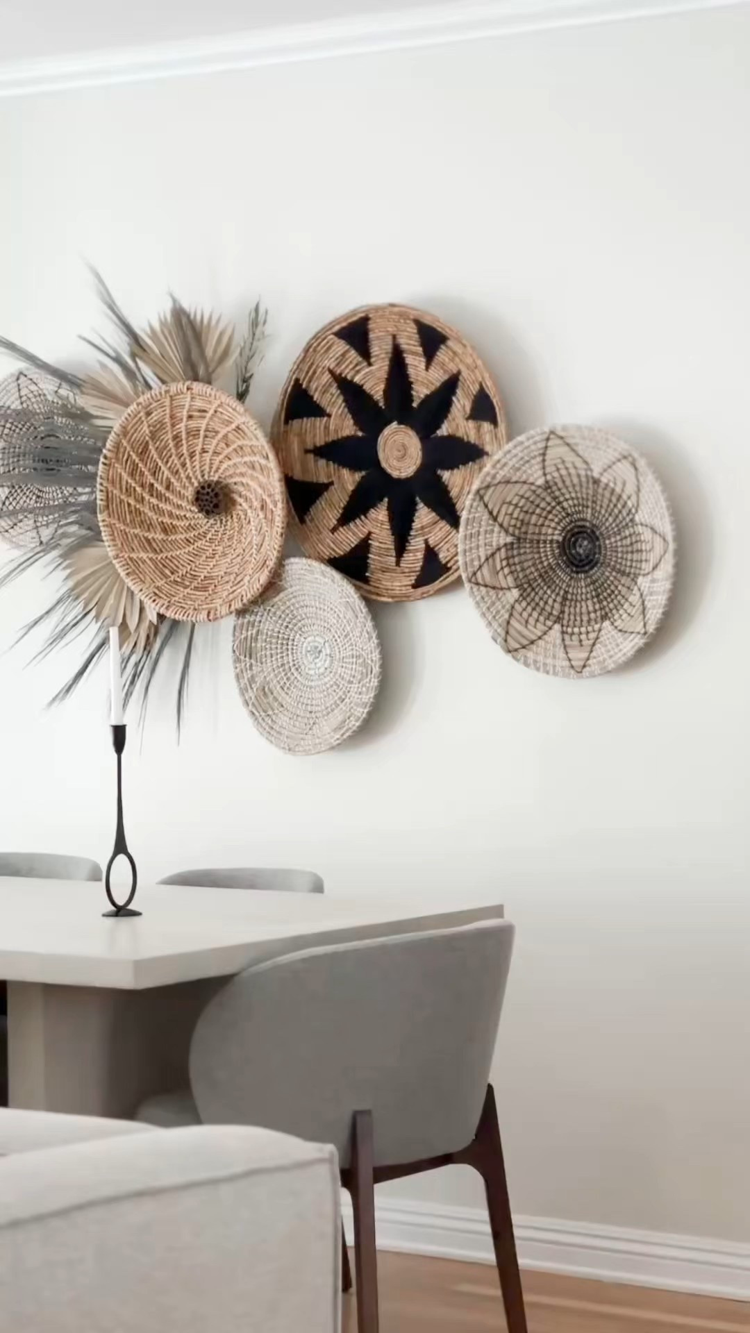 OBSESSED with the natural texture this woven basket wall adds to the dining room. It’s the perfect blend of modern and organic. 🧺🌿

#LTKHome