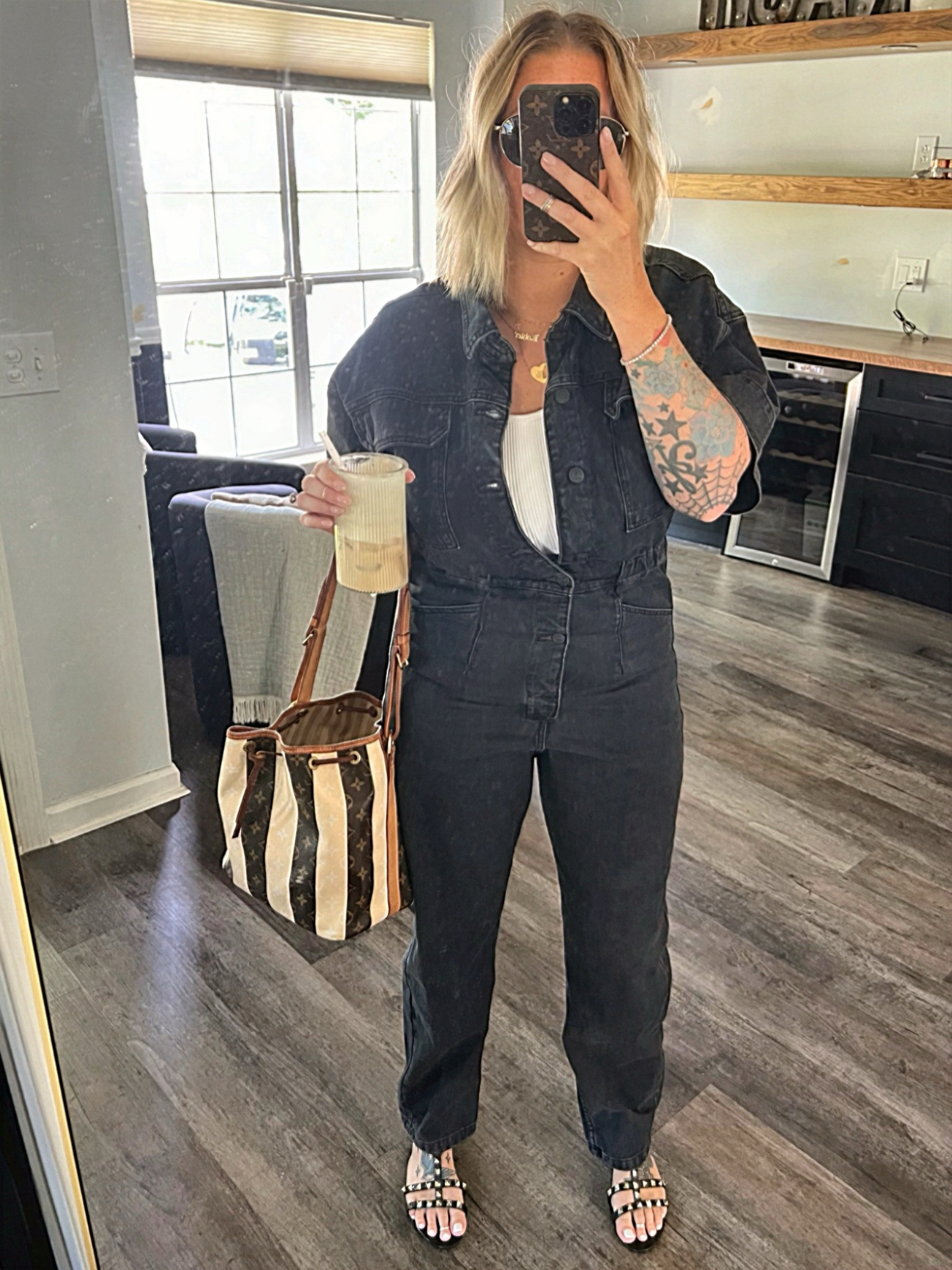 Ready to take on the week. This fits true to size I’m in a mediumm

#LTKMidsize #LTKSaleAlert #LTKShoeCrush