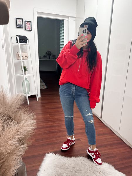 Casual style. Mom style. Red dunks. Scuba hoodie. Red. 

#LTKtravel #LTKstyletip #LTKover40
