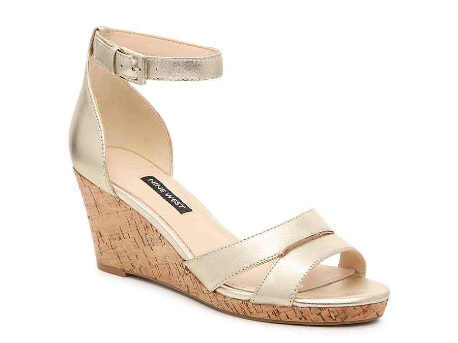 Jabrina Wedge Sandal | DSW
