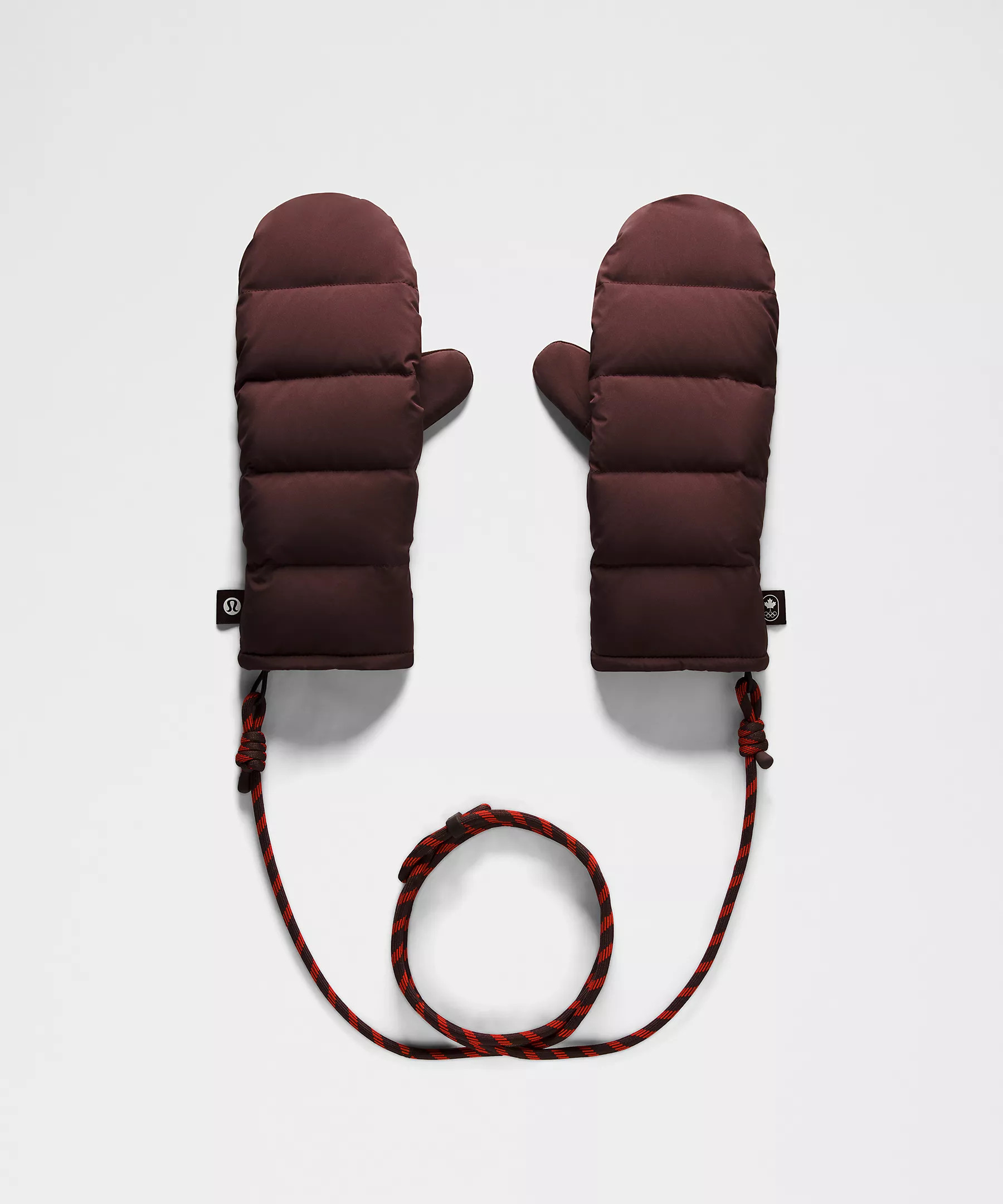 Team Canada Wunder Puff Mittens | Lululemon (US)