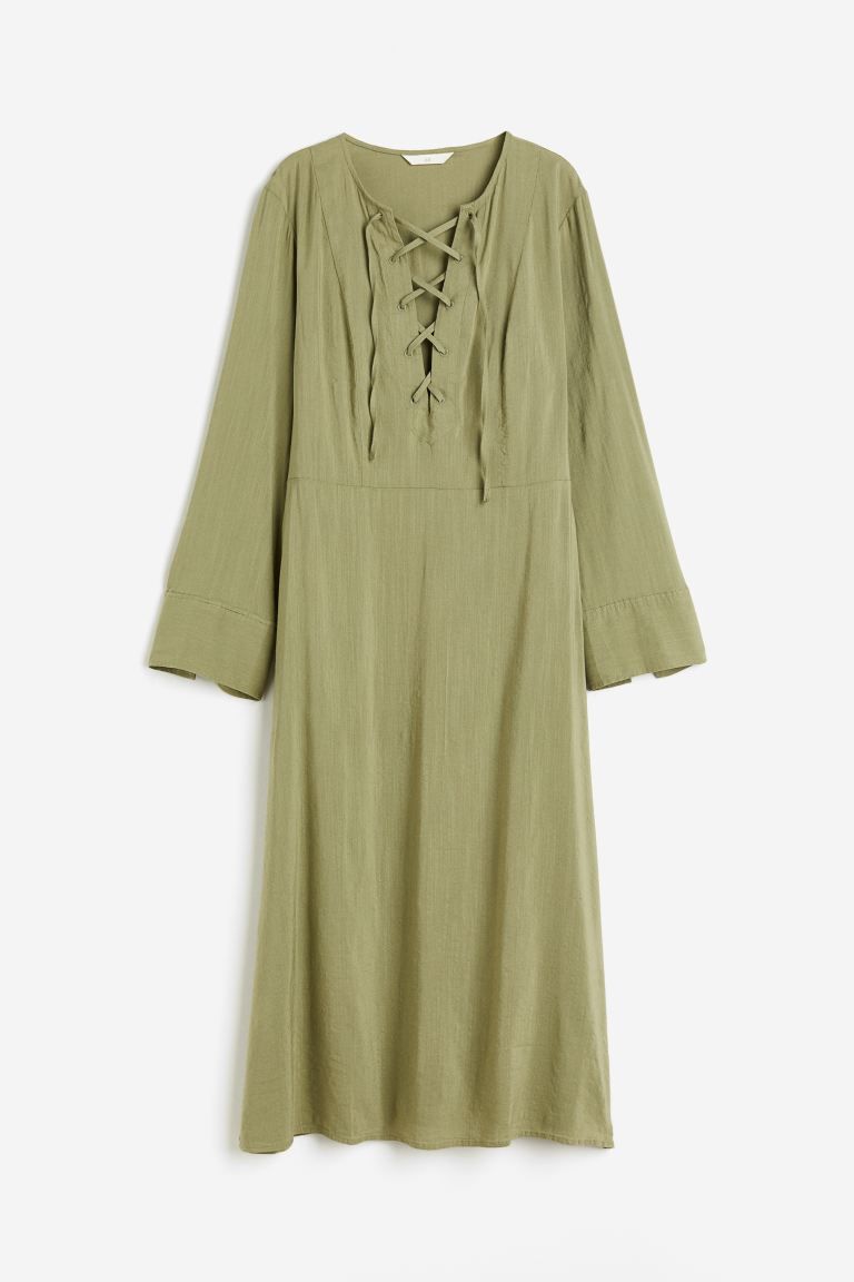 Lace-up dress | H&M (UK, MY, IN, SG, PH, TW, HK)
