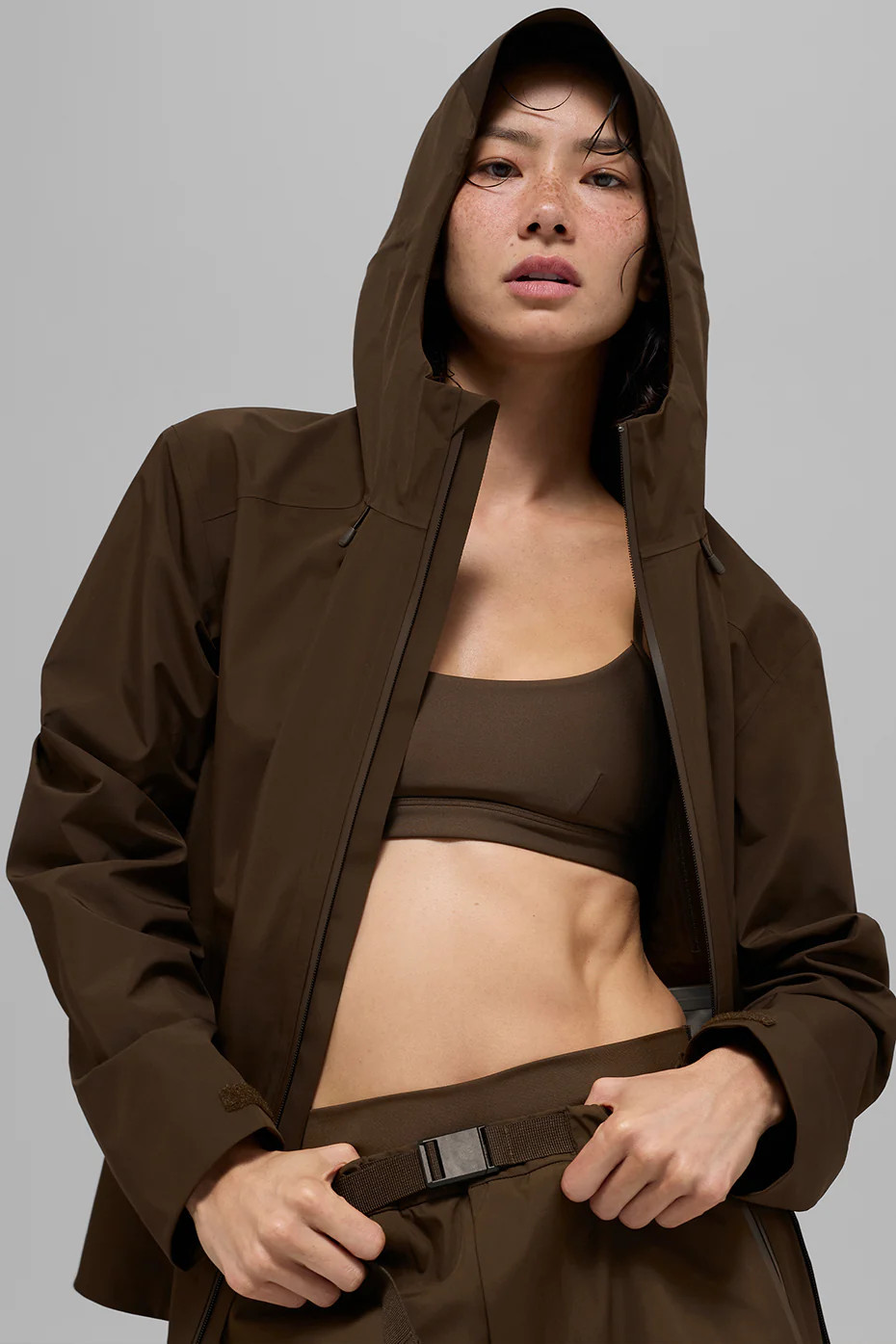 ALO | Alpha Shell Jacket in Espresso Brown, Size: XL | Alo Yoga (US)