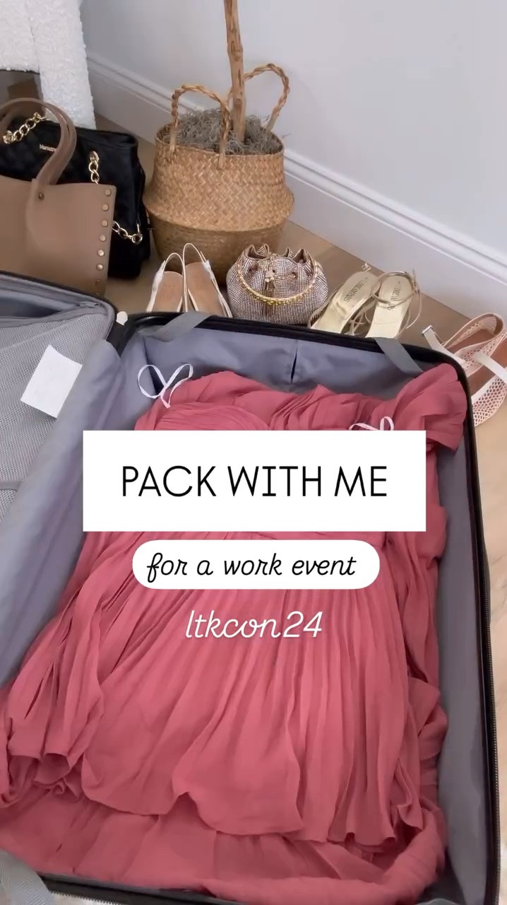 Pack with me for #LTKcon 

#LTKSeasonal #LTKStyleTip #LTKCon