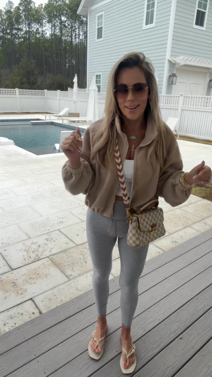 OOTD of the day for the Zoo!

#LTKgrwm #LTKootd #LTKdayinmylife