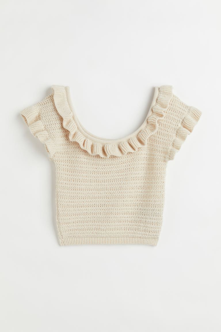 Fitted, cropped top in a crochet-look knit. Wide, square neckline with a flounced trim all around... | H&M (US + CA)