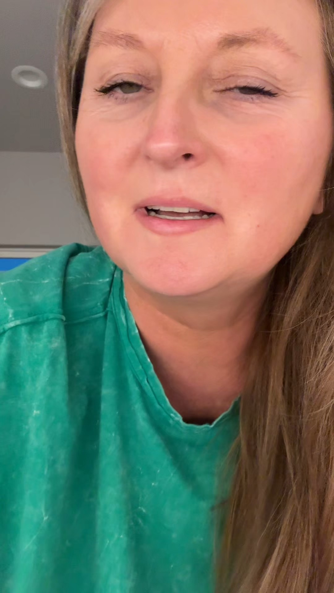 This fall lip combo is giving cozy-chic 🍂
✨ DIBS No Pressure Lip Liner in Toast
✨ DIBS Glossy Balm in Kiss Me Quick

It’s the prettiest mix of warm neutral tones the liner gives that perfect base, and the gloss adds a shimmery champagne finish that’s so good for fall. 💋

The best part? DIBS has a duo bundle where you can grab both and choose your own shades such a steal if you love a good lip combo. 🛒

#FallLipCombo #DIBSBeauty #GlossyLips #NeutralMakeup #FallBeautyFavorites


#LTKBeauty #LTKStyleTip