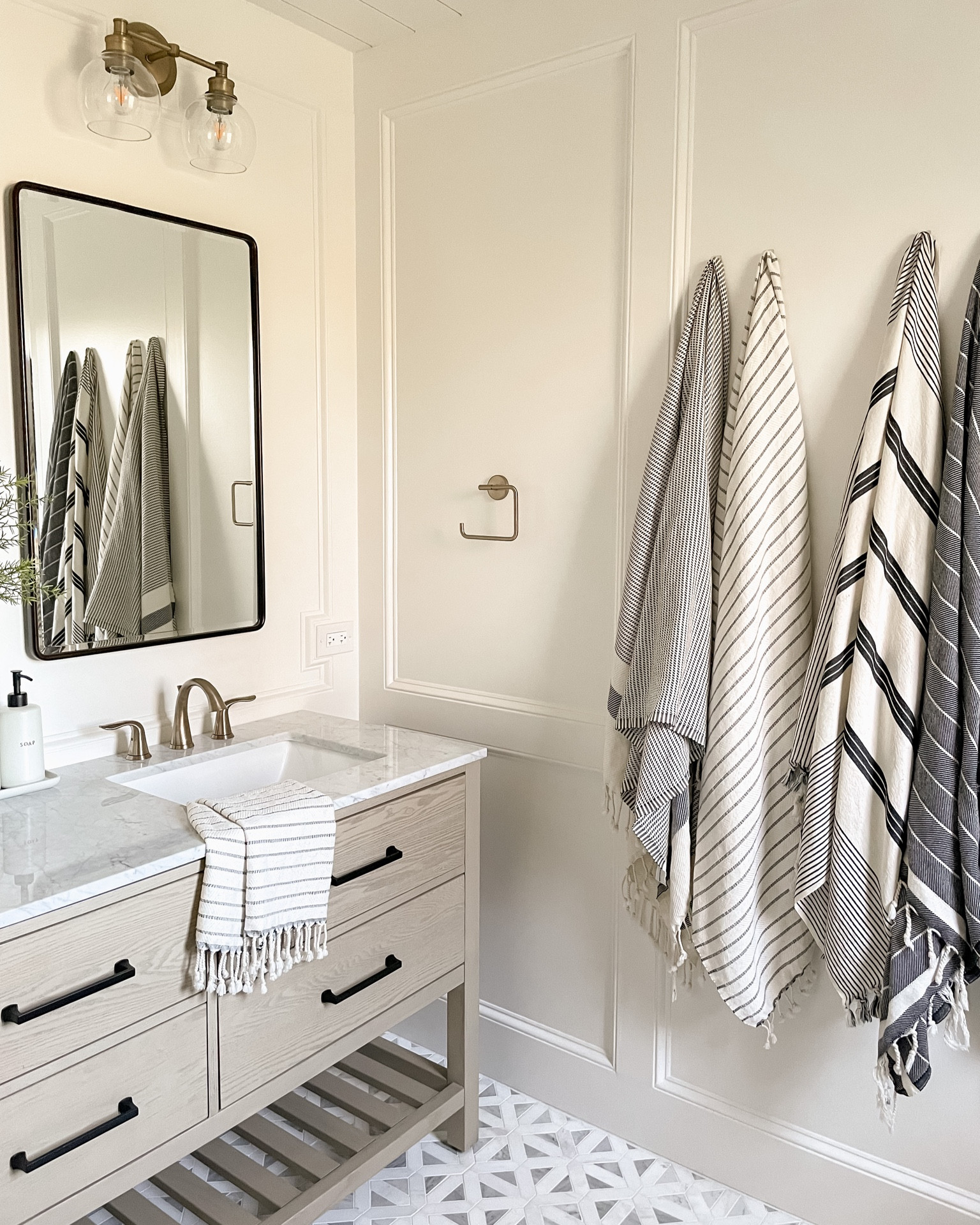 Bathroom design neutral bathroom. Modern bathroom. Turkish towels. Bathroom towels. Bathroom vanity. Double vanity. Recessed medicine cabinet. Bathroom mirrors. Bathroom faucet.

#LTKhome