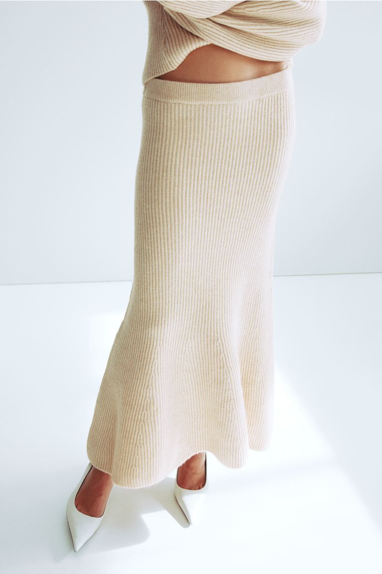 Rib-knit mermaid skirt - Light beige - Ladies | H&M GB | H&M (UK, MY, IN, SG, PH, TW, HK, KR)