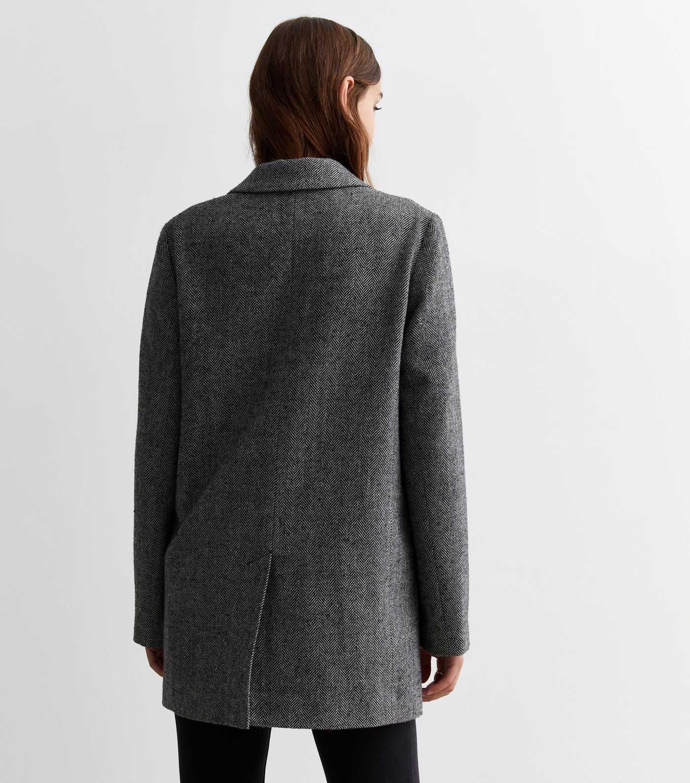 Grey Long Sleeve Formal Blazer
						
						Add to Saved Items
						Remove from Saved Items | New Look (UK)