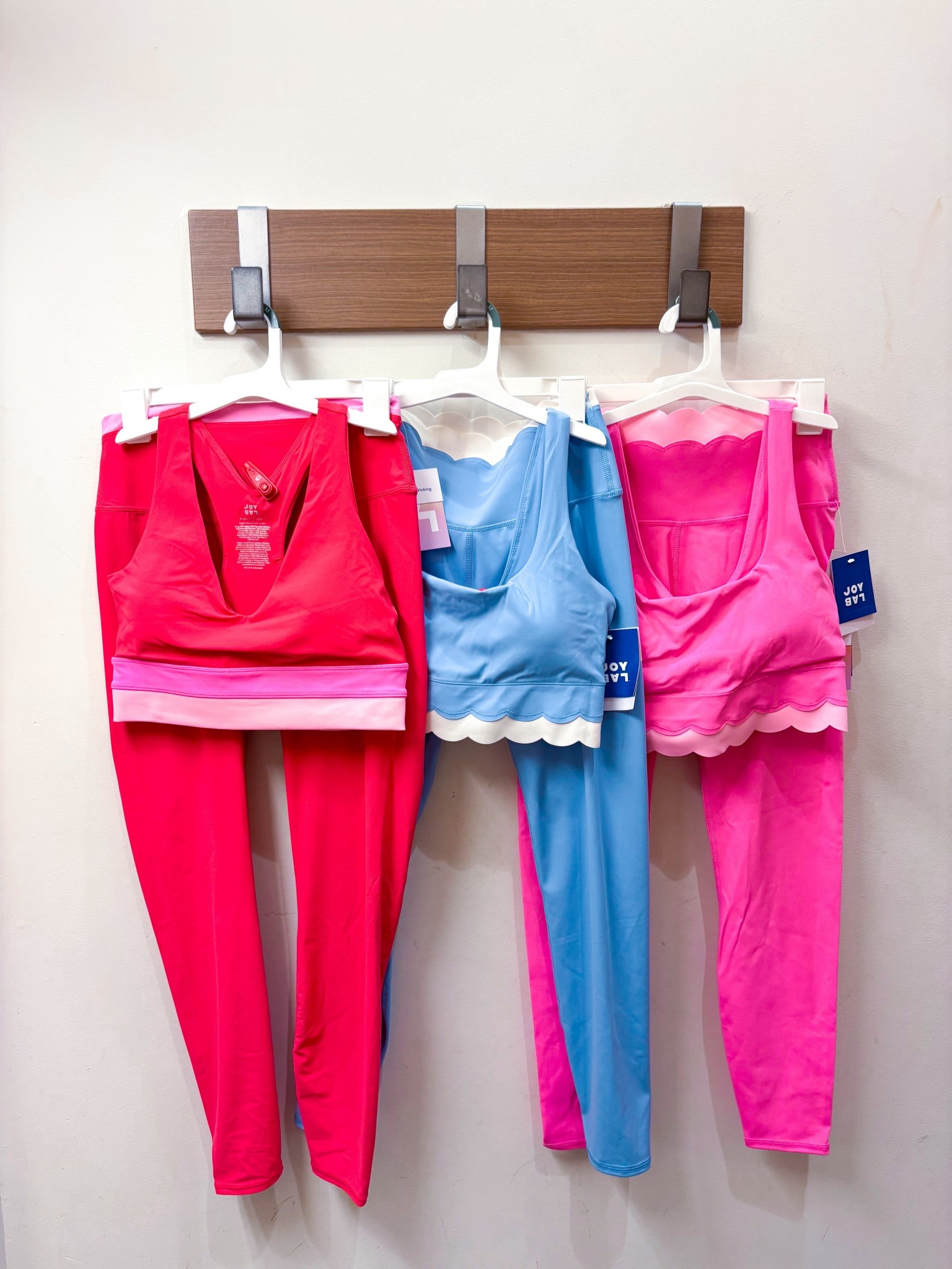 Target Finds 

Target activewear | Target Workout Set | Bright workout set | Scallop Set | Preppy | 

#LTKfitnessgoals #LTKootd #LTKU