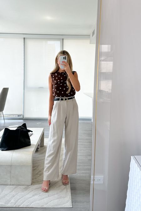 petite work outfit- Abercrombie Sloane pants


high waisted trouser, office outfit, petite pants, work blouse, polka dot, summer work outfit #LTKtravel #LTKworkwear

#LTKWorkwear #LTKSeasonal #LTKFindsUnder100