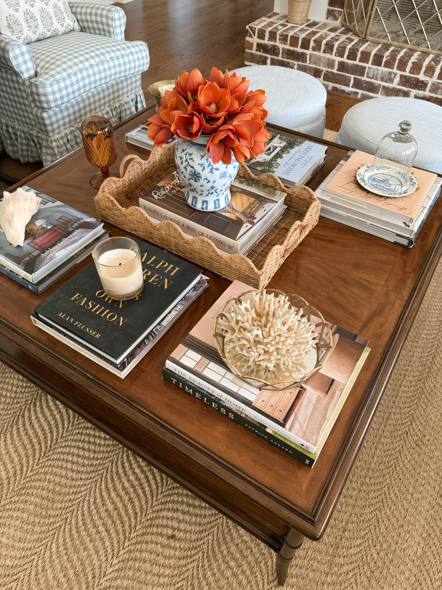I LOVE decorating with coffee table books and all mine are 28-48% off today 🎉