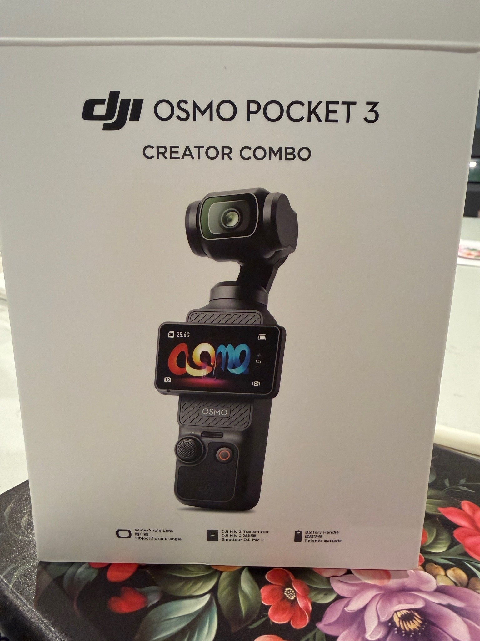DJI Osmo 3 Creator Combo from Amazon

#LTKdayinmylife