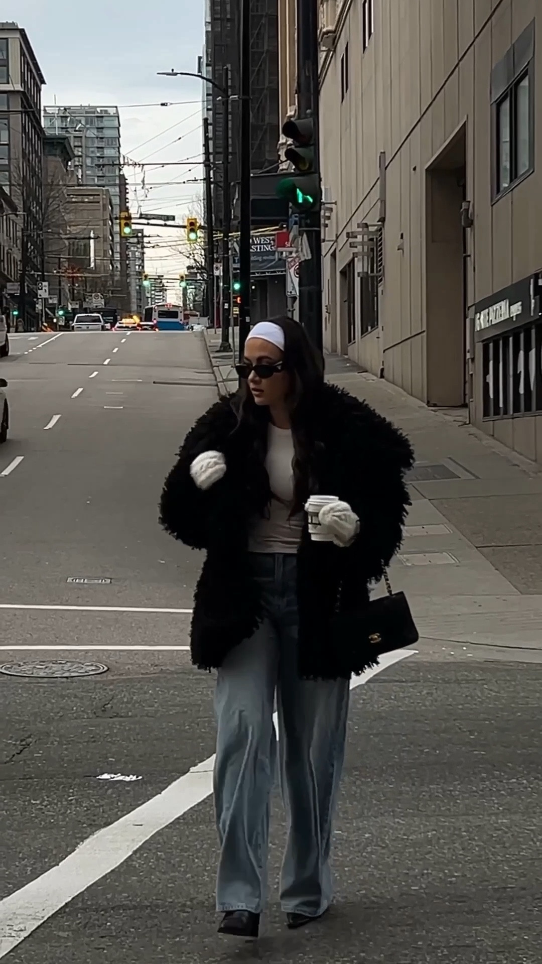 Cozy chic fur coat outfit for winter styled with baggy denim and my favorite Prada sunglasses

#LTKSeasonal #LTKFindsUnder100 #LTKootd