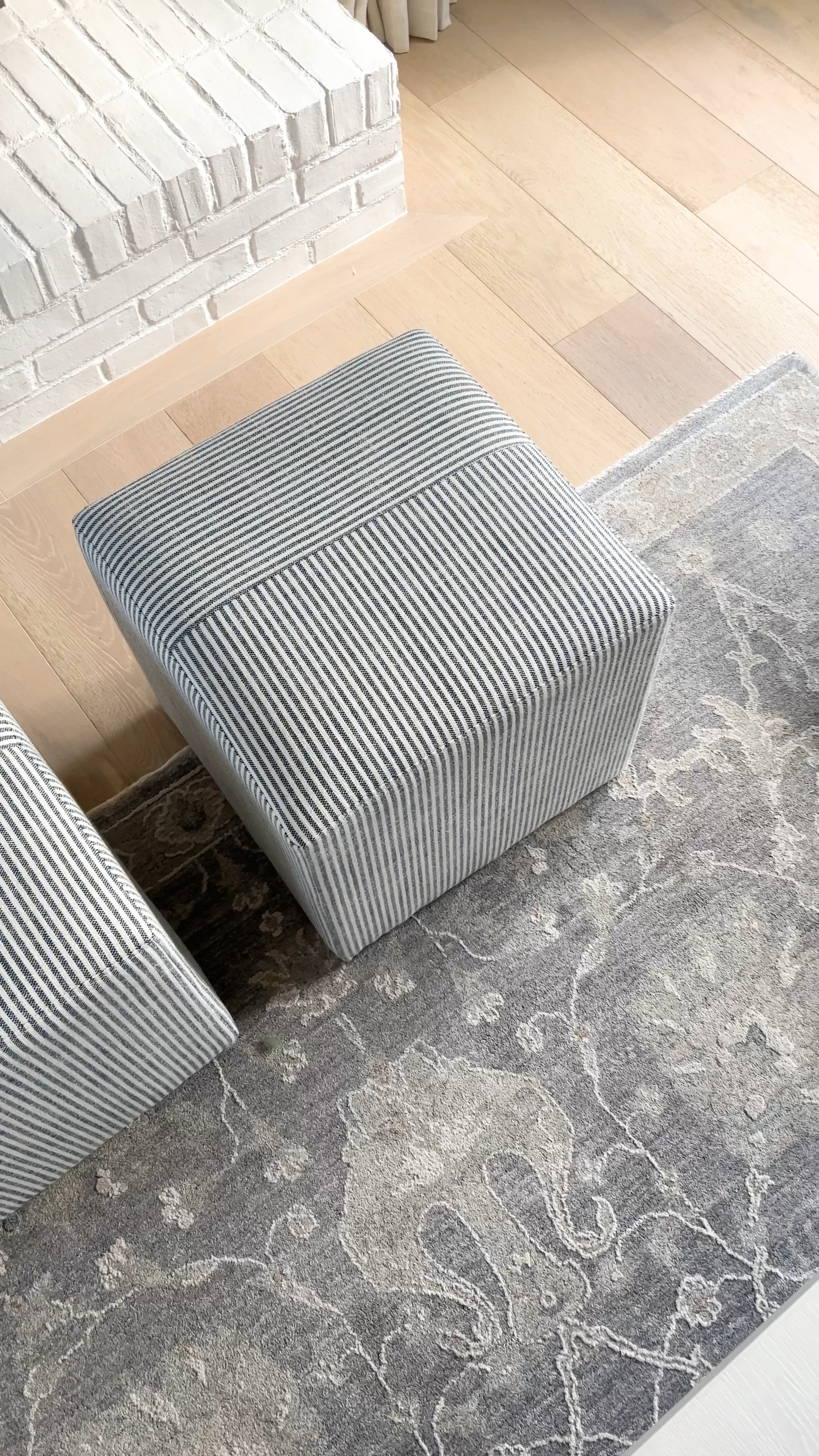 wool rug, area rug, bedroom, living room, dining room, office, home decor, spring decor, Momeni rug

#LTKhome #LTKsalealert #LTKstyletip