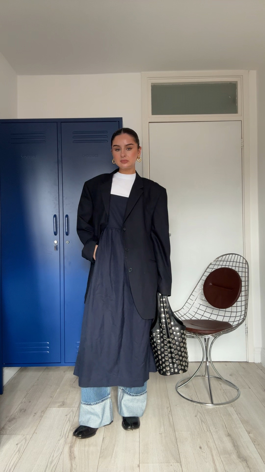 Outfit ideas for autumn winter 

Autumn outfits, jeans, jeans and a T-shirt, dress over jeans, oversized blazer, outfit of the day, ootd, styling dresses, cuffed jeans 

#LTKwinter #LTKautumn #LTKeurope