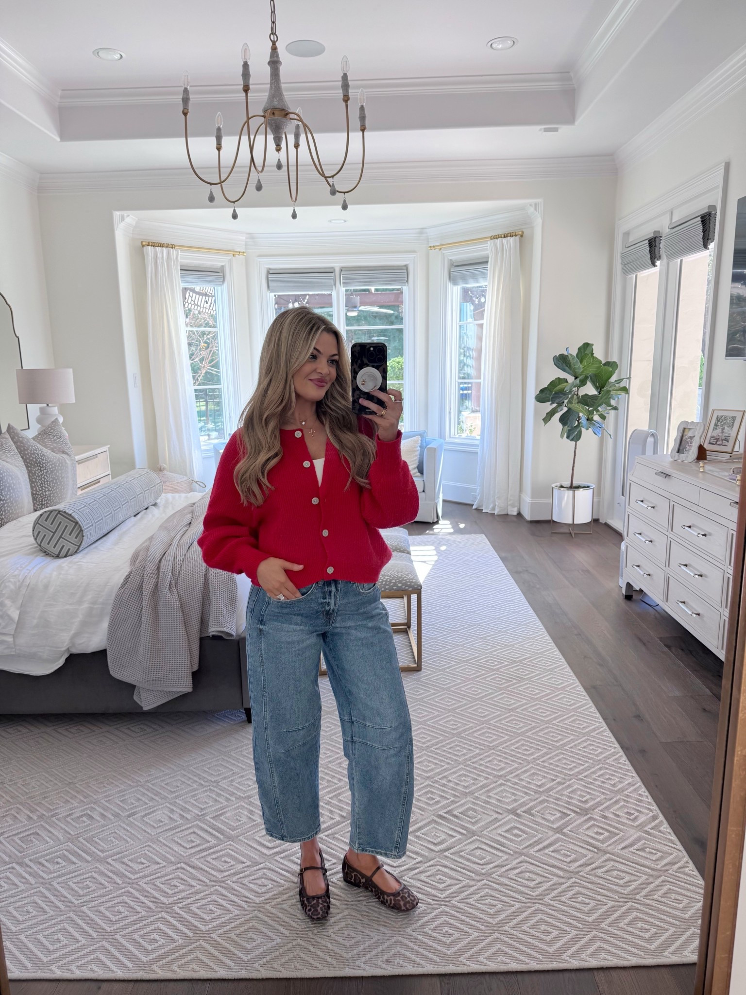 today’s casual ootd for my hair apt. this look would be great for valentine’s day if you’re looking for something to wear to a class party, galentines or casual date night! (wearing size small in sweater, 25 in jeans & shoes run BIG - I sized down 1/2 size and they’re still big)

casual outfit, vday, valentine’s day, date night, red sweater, barrel jeans, leopard flats

#LTKSeasonal #LTKdayinmylife #LTKootd