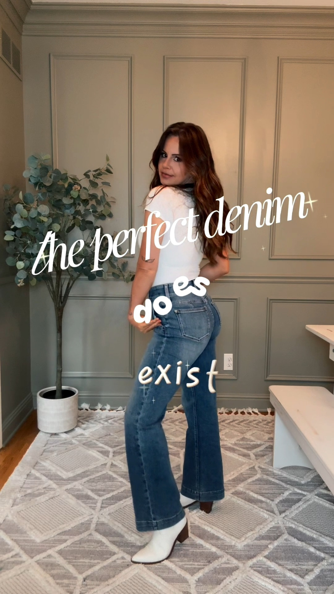 the perfect denim does exist 💙🩵🤍

Finding great denim is every woman’s desire… and let me just tell yall, I’ve found my new favorite pair!!! 

These fit like a glove. Super comfort with lots of stretch but also hugs the waist perfectly and gives your peach just the right lift 🍑

This is the Avery denim, tailored trouser in class blue. I’m wearing a 2 regular in this video :) 

I will be wearing these jeans on repeat 🔁 obsessed! Good denim is a necessity. 👖

Plus @emmalousboutique is currently running a 20% sitewide sale 💕 

I will be wearing these everywhere… date night + concerts + dress up as workwear + brunch &/or mom activities bc they’re so comfy and I feel hot in them 😉


#LTKootd #LTKSaleAlert #LTKWorkwear