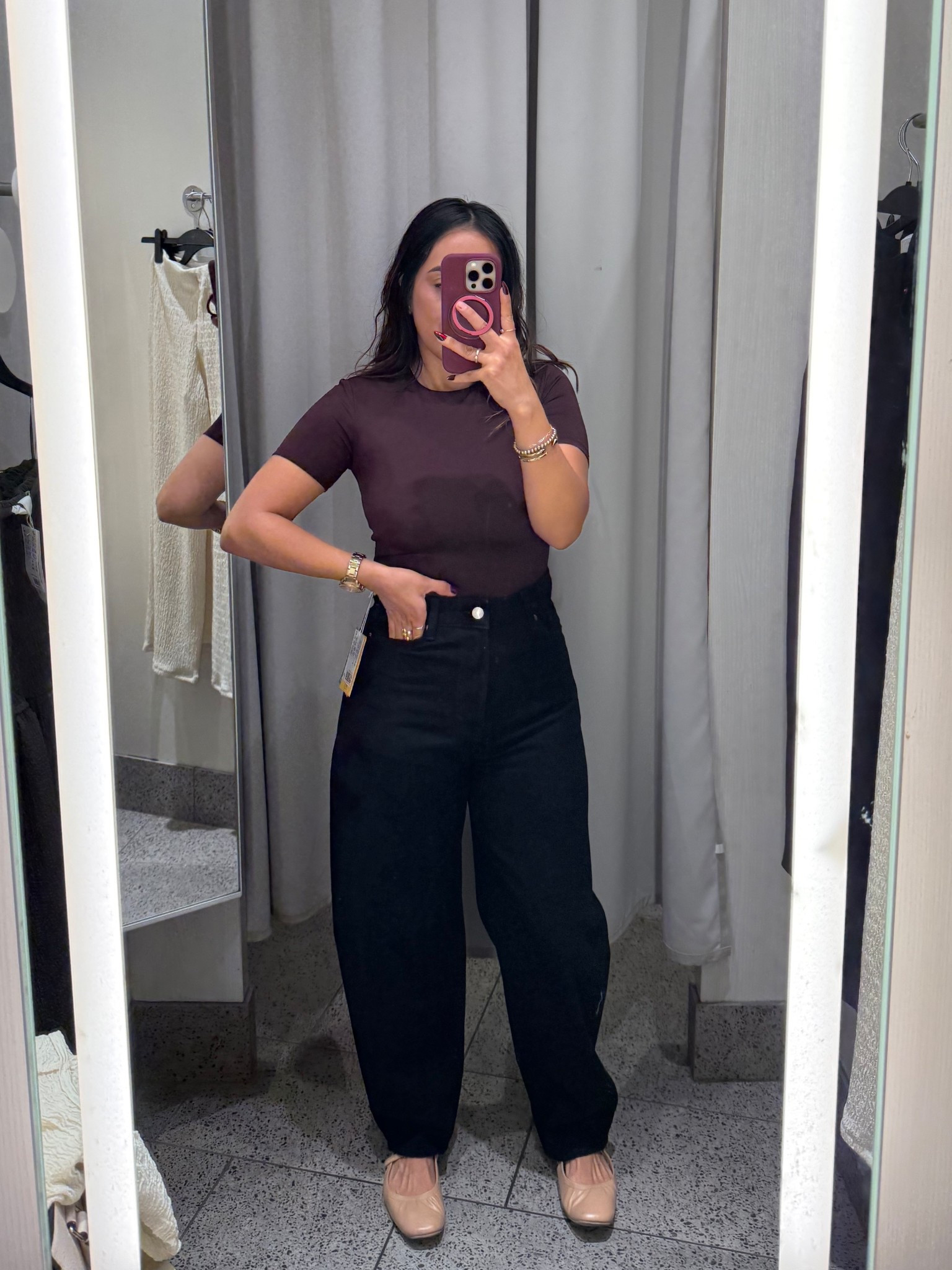 Petite friendly jeans 🙌🏽

I’m 5’0 wearing size 2

#LTKPetite #LTKFindsUnder50