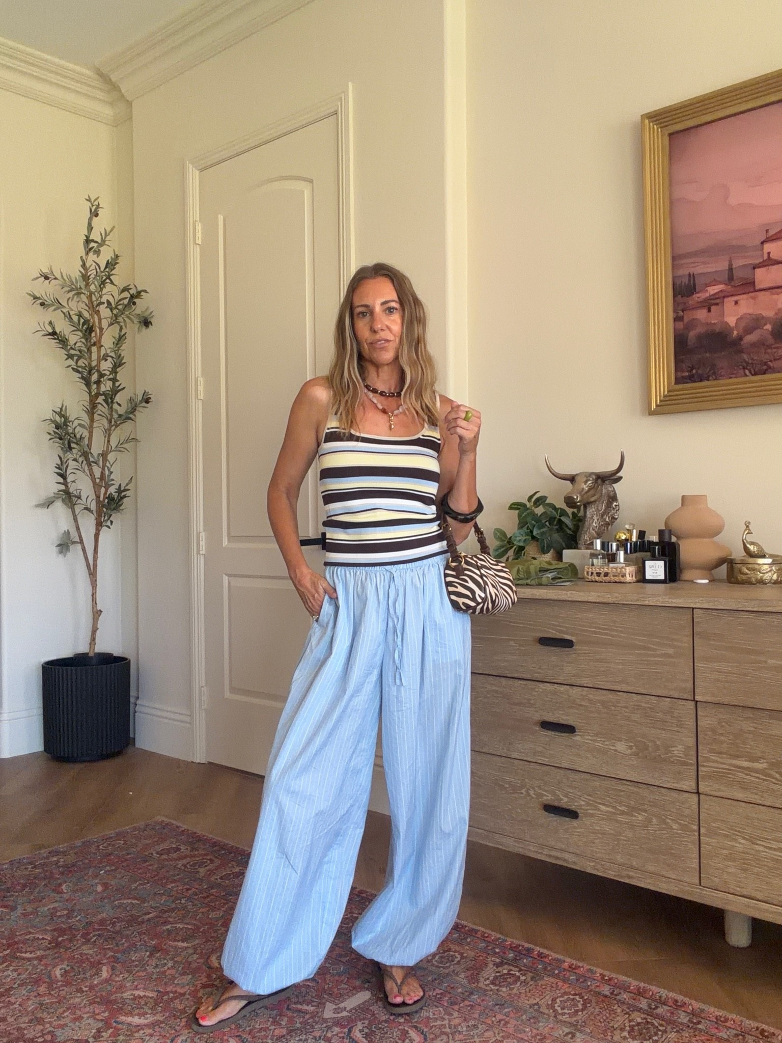 Top is part of a set size XS
Pants size XS

#LTKPetite #LTKootd #LTKgrwm