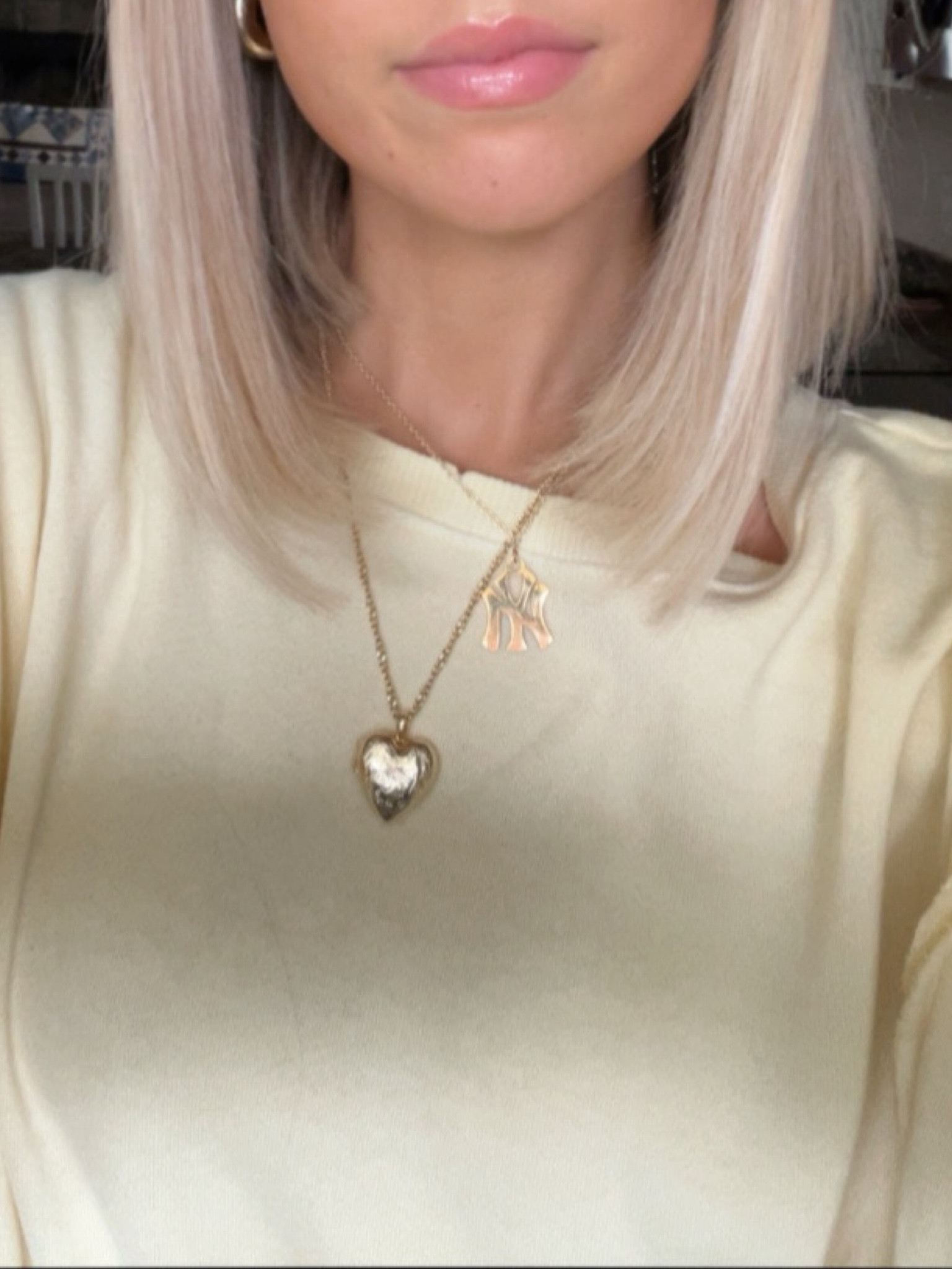 My NY necklace!!! Such a cutie staple piece.

Yankees, necklace, NY, New York, accessories, jewelry 

#LTKSeasonal #LTKFindsUnder100 #LTKNYFW