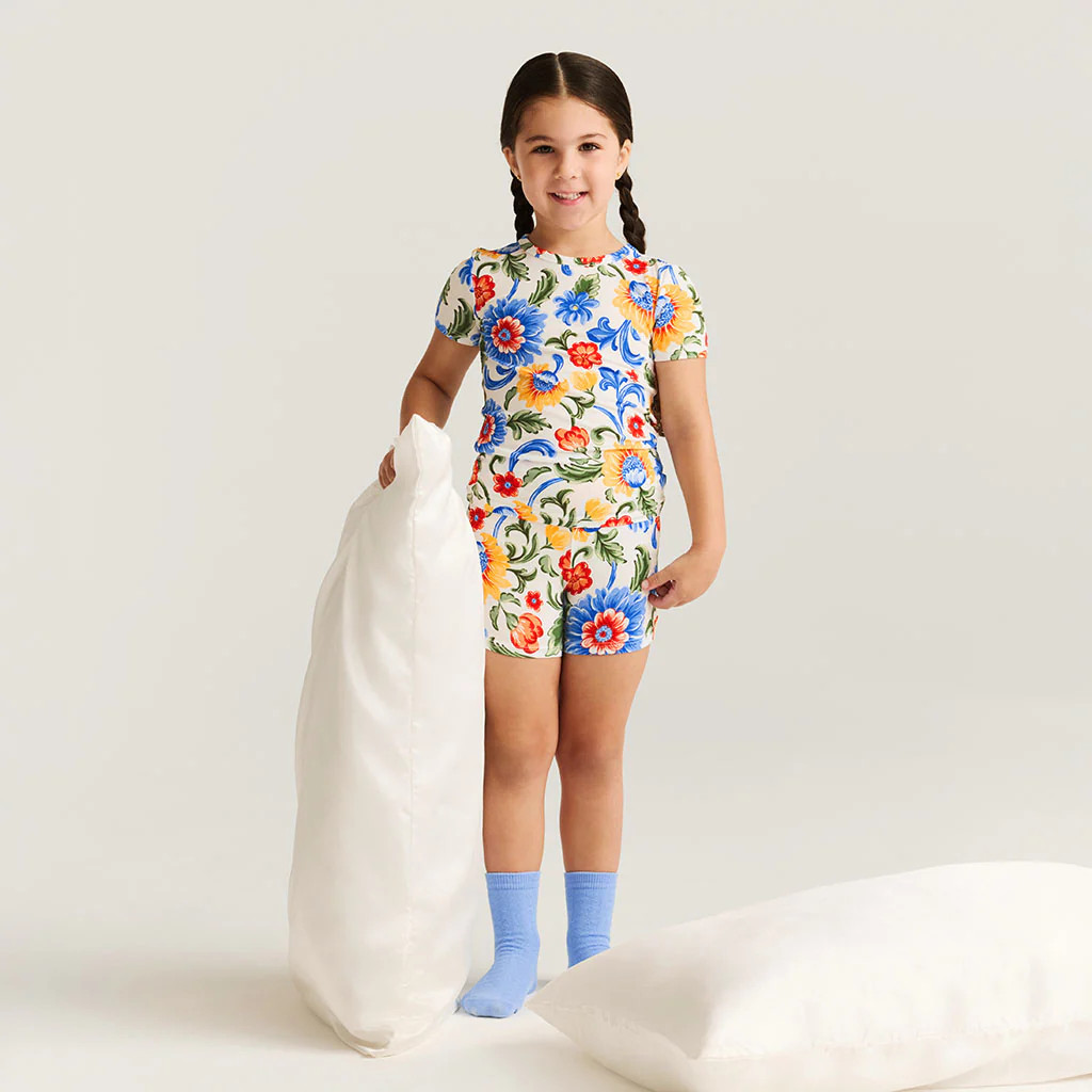 Floral White Short Sleeve Fiore Italiani Classic Pajama Short Set | Posh Peanut® | Posh Peanut