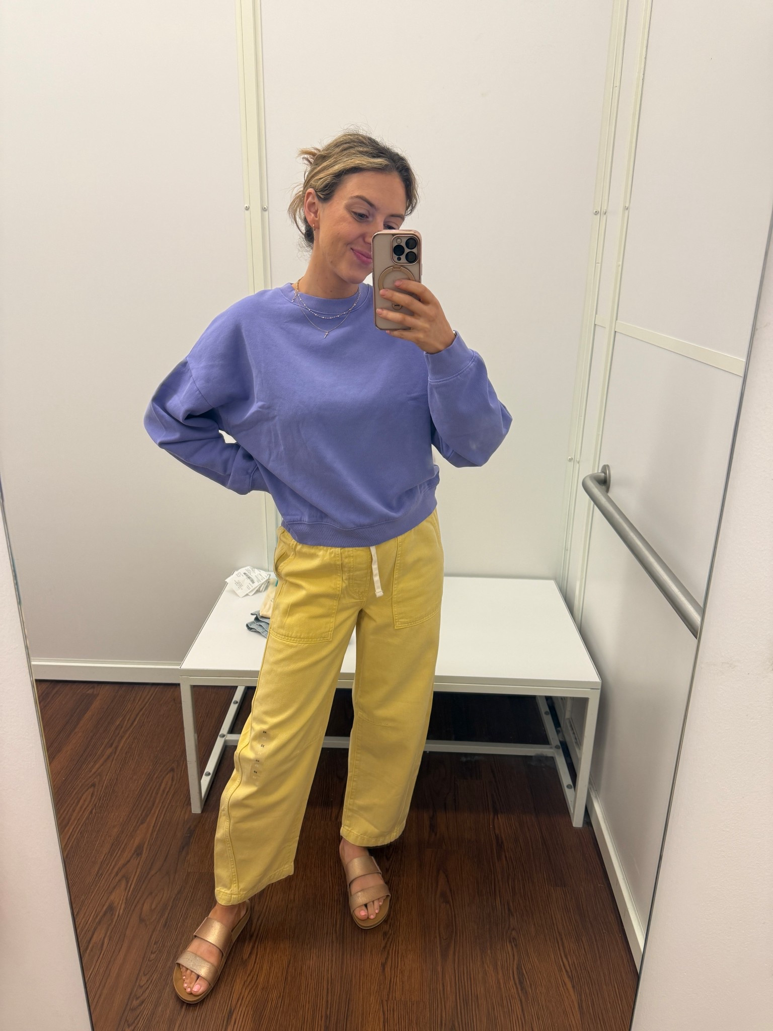 Pull on barrel pants in butter yellow 😍 20% off at GAP 

#LTKSaleAlert #LTKTravel #LTKStyleTip